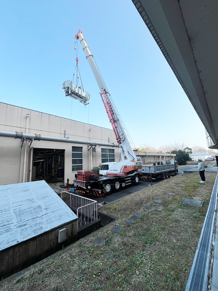 某医大冷凍機更新工事